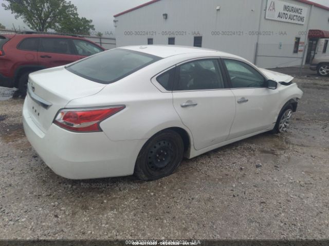 1N4AL3AP5FC235385 Nissan 2015