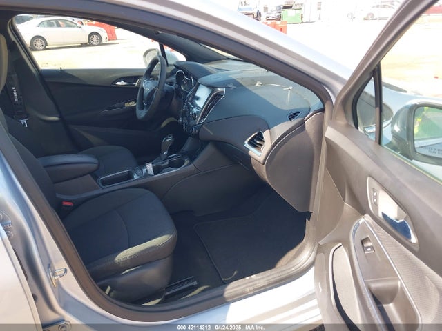 1G1BE5SM1H7233372 Chevrolet Cruze Lt Auto