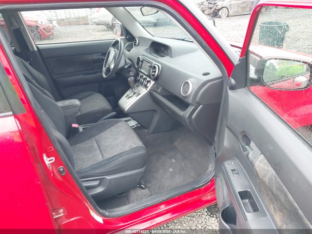 JTLZE4FE9FJ076410 Scion XB