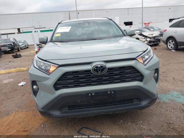 2T3C1RFV8MW131096 Toyota Rav4 Xle Premium