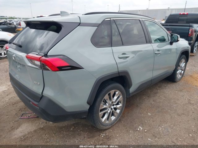 2T3C1RFV8MW131096 Toyota Rav4 Xle Premium