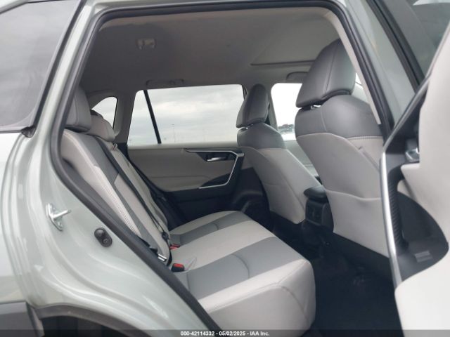 2T3C1RFV8MW131096 Toyota Rav4 Xle Premium
