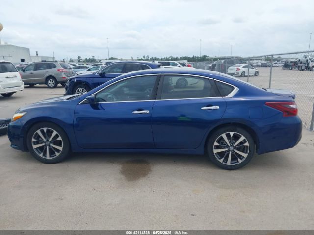 1N4AL3AP2HN347052 Nissan Altima 2.5 Sr
