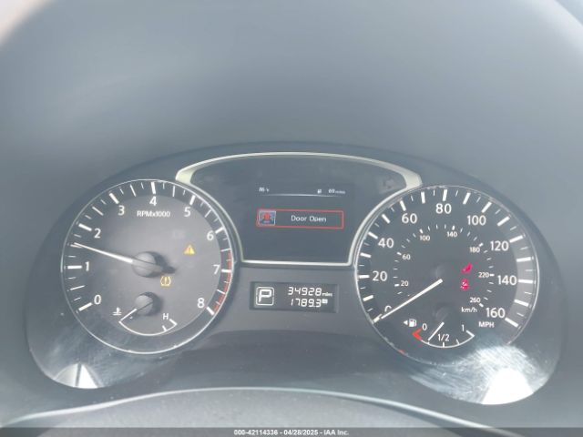 1N4AL3AP2HN347052 Nissan Altima 2.5 Sr