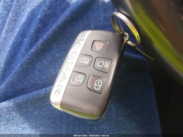 SAJDD1GX8JCK55138 Jaguar F-type 296hp