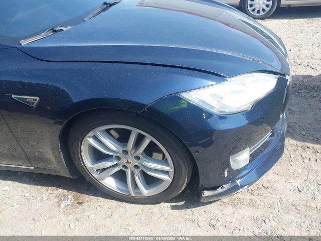 Tesla Model S 70d/85d/p85d 2015 5YJSA1H28FFP77571 Image 18