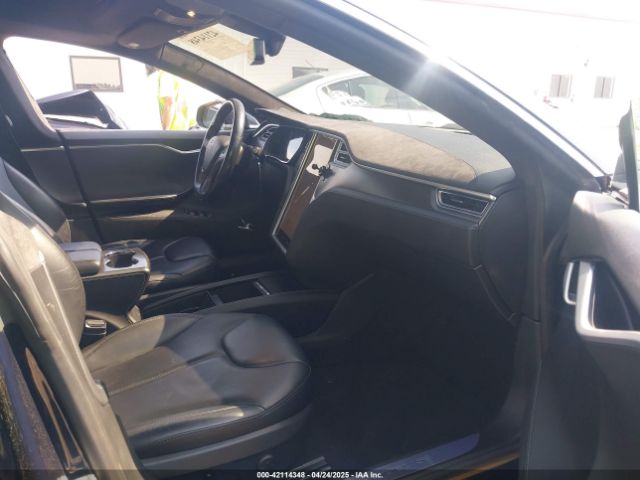 2015 TESLA MODEL S 5YJSA1H28FFP77571 Photo 4