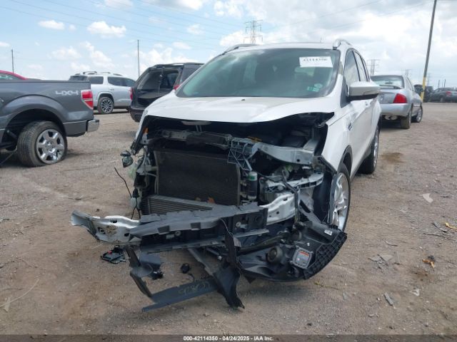 1FMCU9J95GUB81033 Ford Escape Titanium