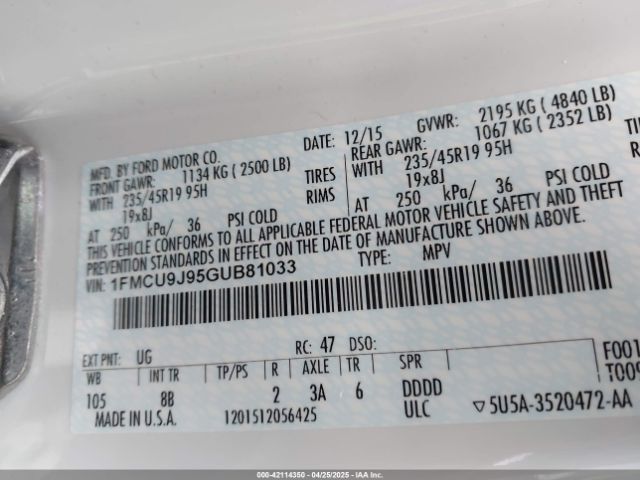 1FMCU9J95GUB81033 Ford Escape Titanium