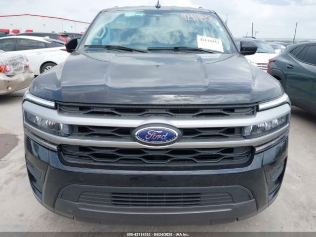 1FMJU1J8XREA41234 Ford Expedition Xlt