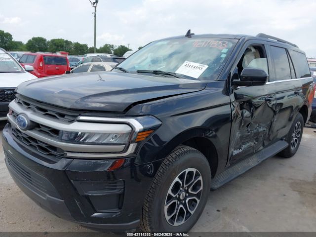 1FMJU1J8XREA41234 Ford Expedition Xlt