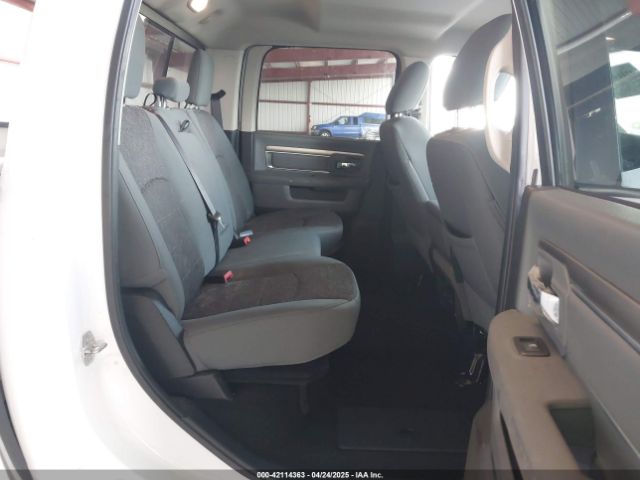 3C6RR7LT3GG214747 RAM 1500 Big Horn