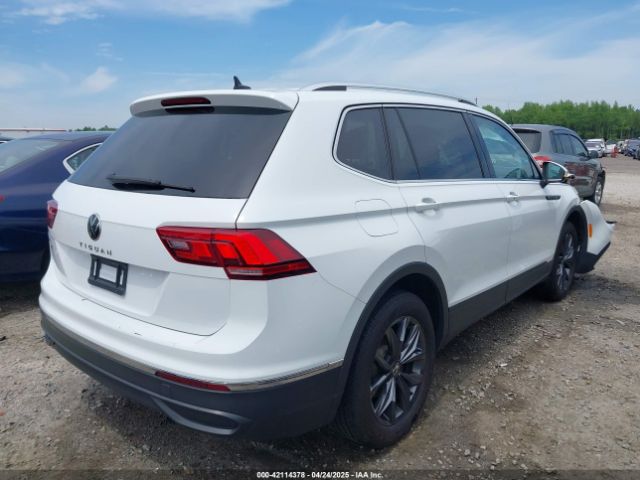 2022 VOLKSWAGEN TIGUAN 3VV3B7AX3NM176770 Photo 3