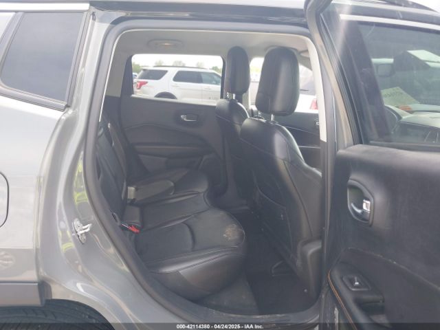 3C4NJDCB3KT734161 Jeep Compass Limited 4x4