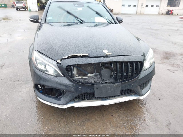 55SWF6GB7FU028521 Mercedes-Benz C 400 4matic
