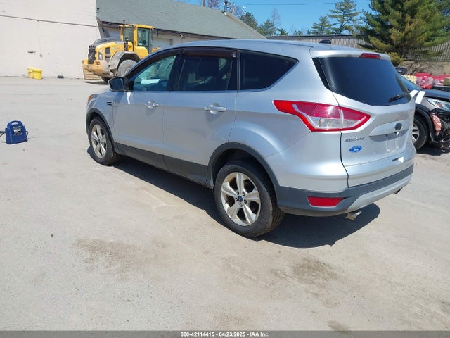 1FMCU9GX0FUB99881 Ford ESCAPE SE