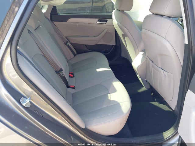 5NPE24AFXKH812938 Hyundai SONATA SE