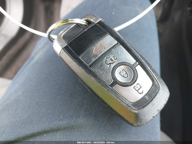3FA6P0LU2JR131863 Ford Fusion Hybrid Se