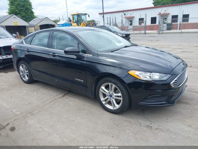 3FA6P0LU2JR131863 Ford Fusion Hybrid Se