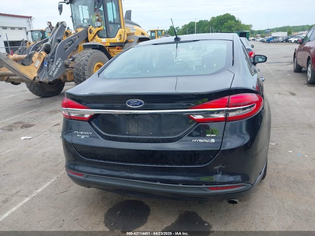 3FA6P0LU2JR131863 Ford Fusion Hybrid Se