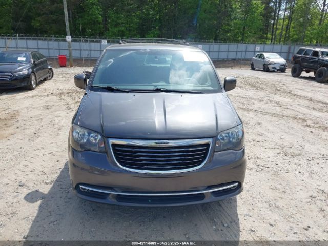 2C4RC1HG4GR271360 Chrysler Town & Country S