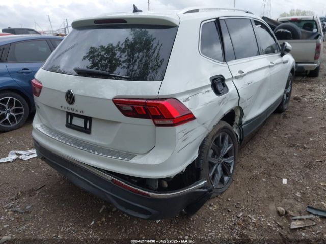 3VV3B7AX4NM125651 Volkswagen Tiguan 2.0t Se