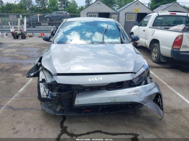 3KPF54AD3PE641178 KIA Forte Gt-line