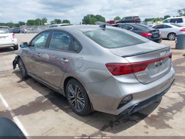 3KPF54AD3PE641178 KIA Forte Gt-line