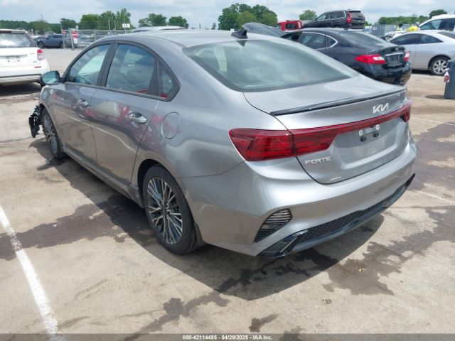 3KPF54AD3PE641178 KIA Forte Gt-line
