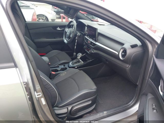3KPF54AD3PE641178 KIA Forte Gt-line