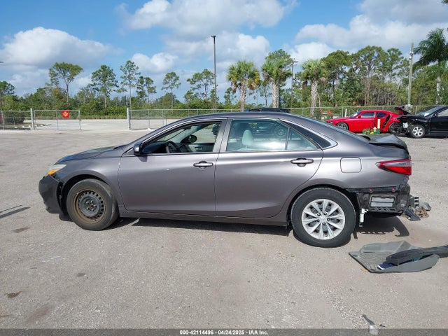 4T1BF1FK1FU069640 Toyota CAMRY LE