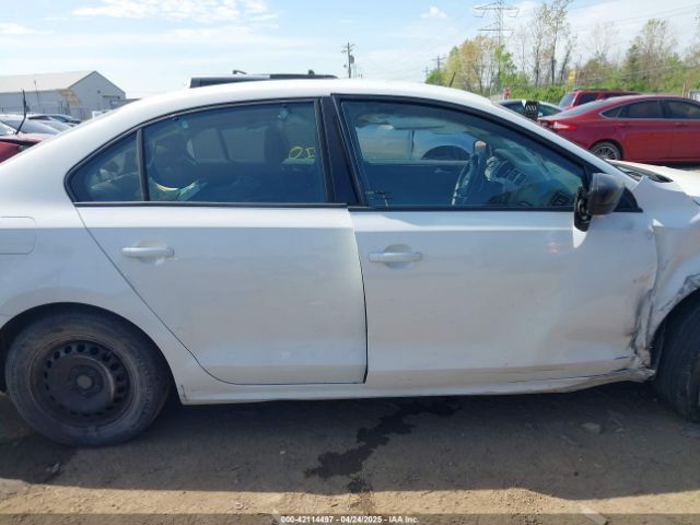 3VW267AJ1GM307933 Volkswagen Jetta 1.4t S