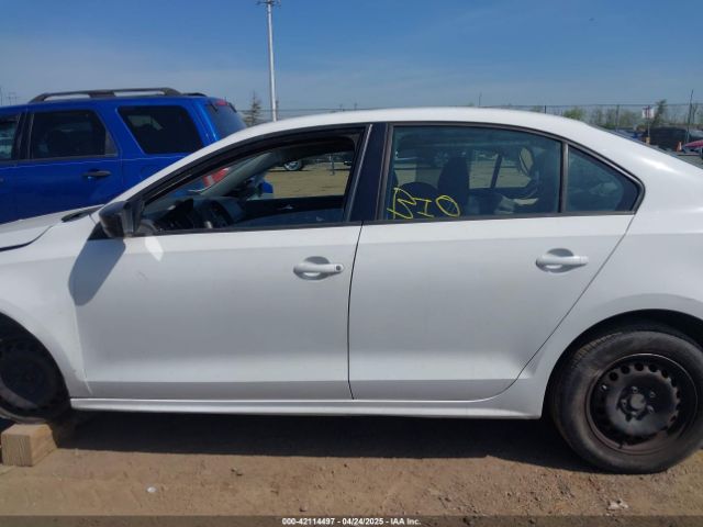 3VW267AJ1GM307933 Volkswagen Jetta 1.4t S