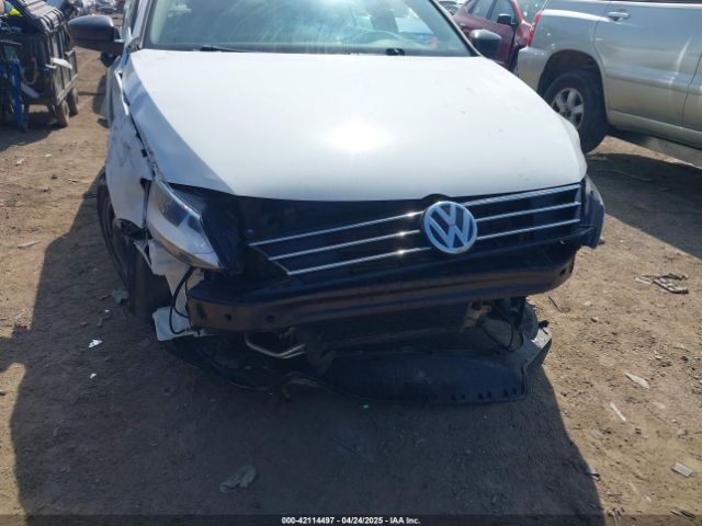 3VW267AJ1GM307933 Volkswagen Jetta 1.4t S