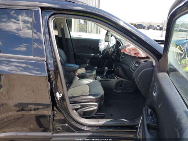 3C4NJDBB7LT117638 Jeep Compass Altitude 4x4