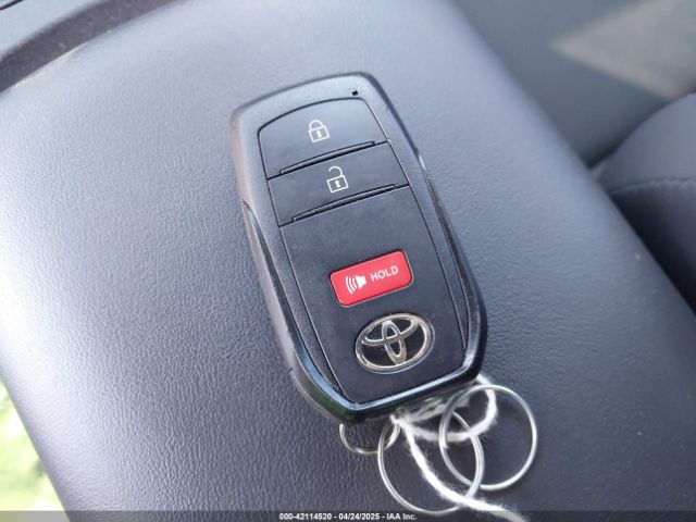 JTDACAAU4R3023781 Toyota PRIUS XLE