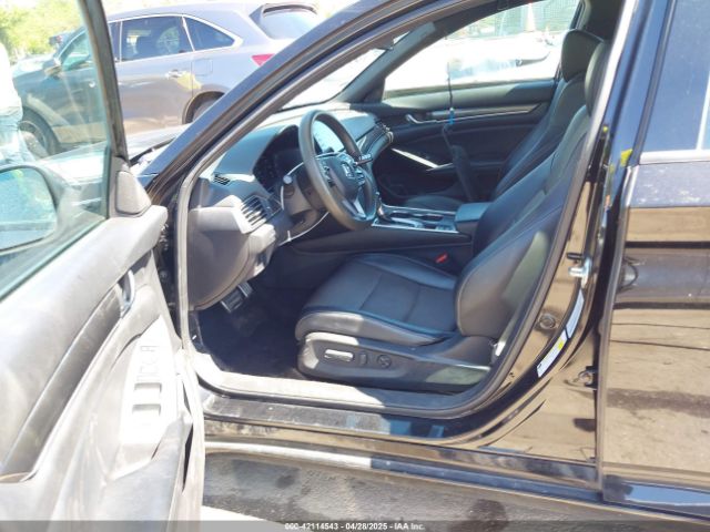 1HGCV1F38JA204046 Honda Accord Sport