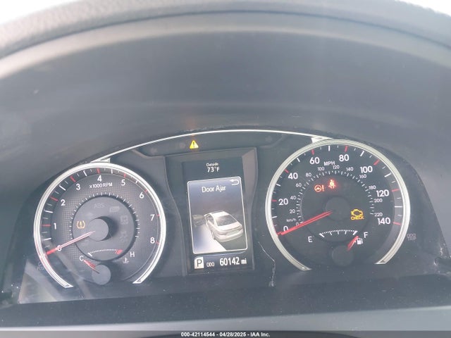 4T1BF1FK1HU634956 Toyota CAMRY SE