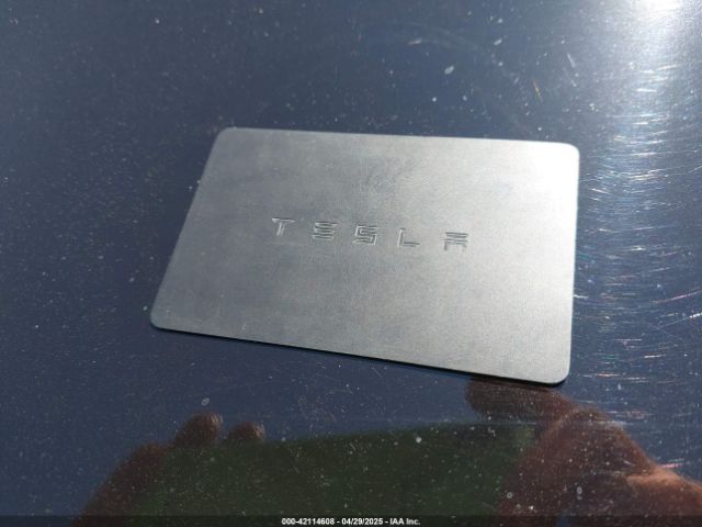 5YJ3E1EB9KF231742 Tesla Model 3 Long Range/performance