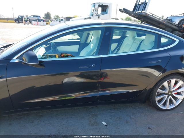 5YJ3E1EB9KF231742 Tesla Model 3 Long Range/performance