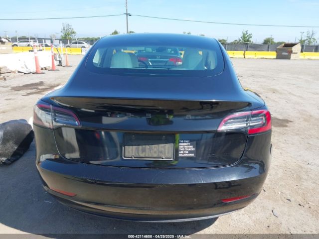5YJ3E1EB9KF231742 Tesla Model 3 Long Range/performance