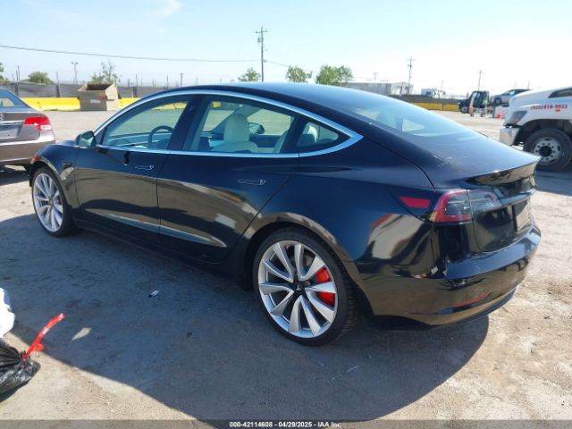 5YJ3E1EB9KF231742 Tesla Model 3 Long Range/performance