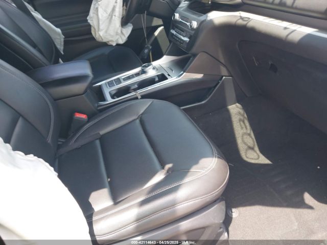 2020 FORD EXPLORER 1FMSK7DH7LGB21269 Photo 4