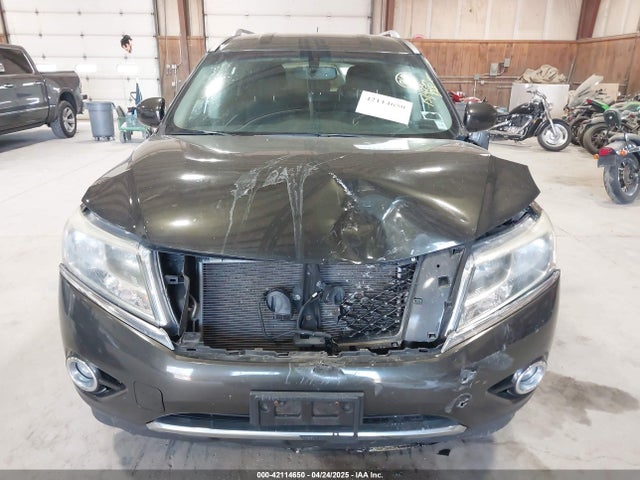 5N1AR2MM1GC601909 Nissan Pathfinder Sv
