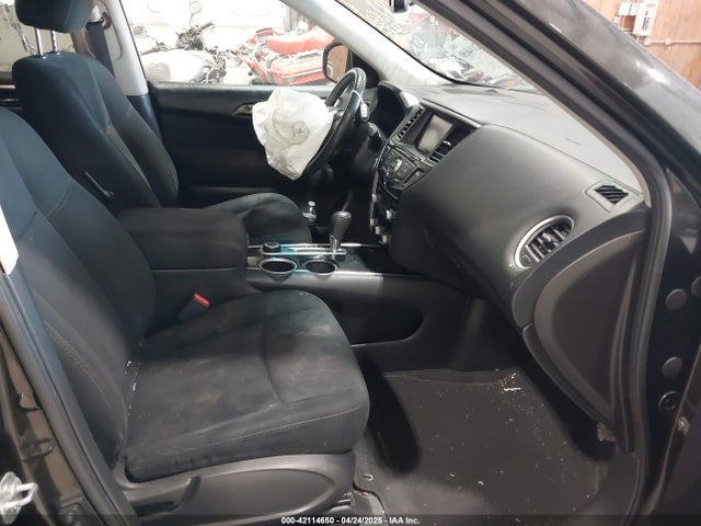 5N1AR2MM1GC601909 Nissan Pathfinder Sv