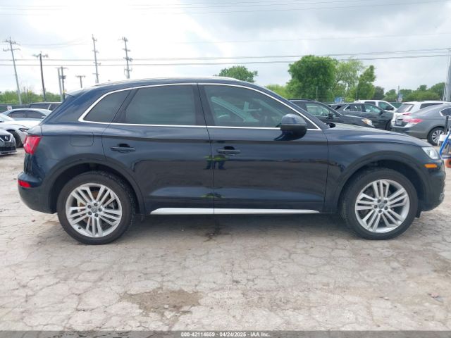 WA1BNAFY0J2211423 Audi Q5 2.0t Premium