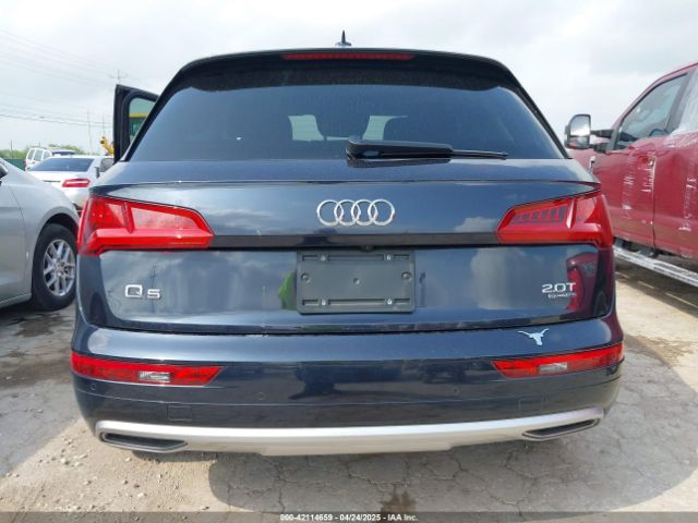 WA1BNAFY0J2211423 Audi Q5 2.0t Premium