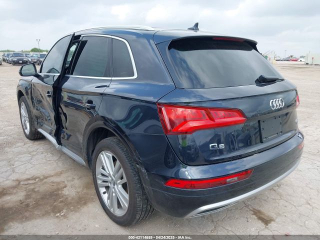 WA1BNAFY0J2211423 Audi Q5 2.0t Premium