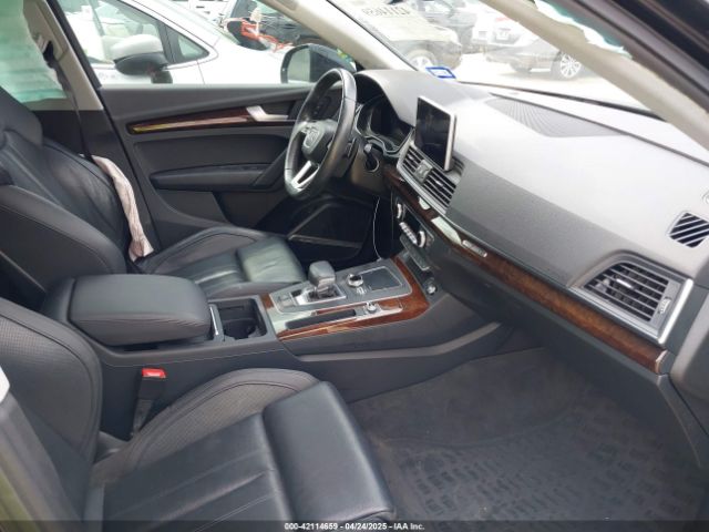 WA1BNAFY0J2211423 Audi Q5 2.0t Premium