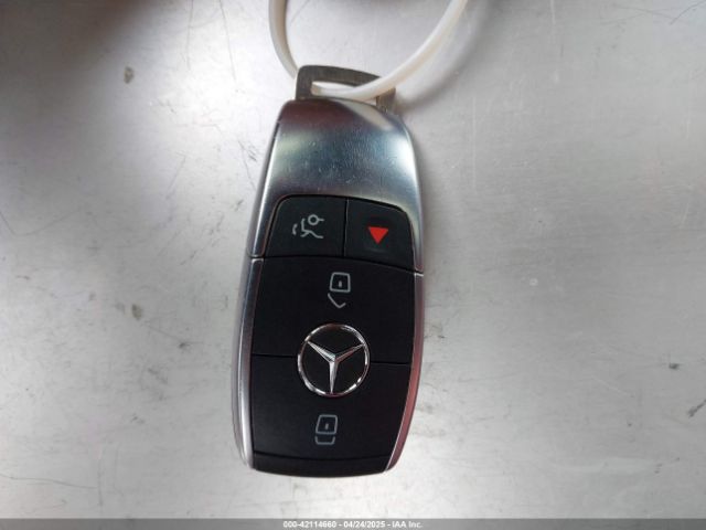 55SWF8DB6KU315584 Mercedes-Benz C 300